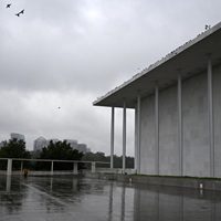 Kennedy Center Officials Extend Closure For Another Week, Citing Safety Issues