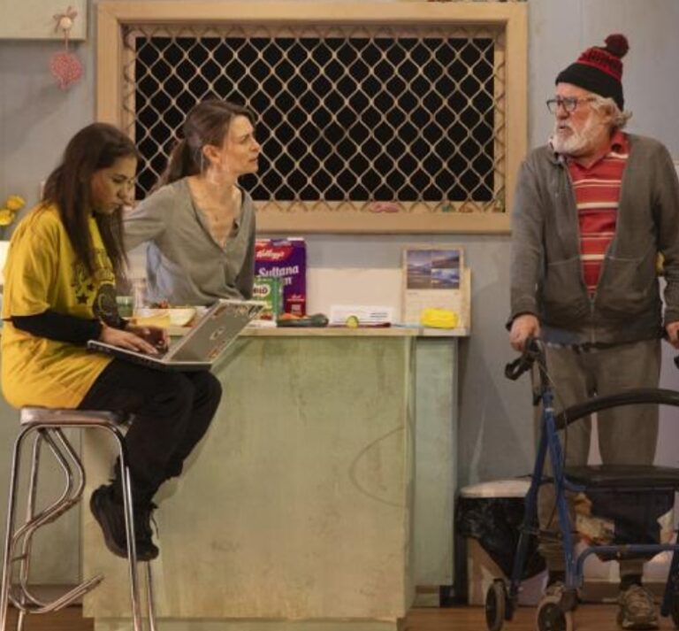 Why Does Contemporary Australian Theatre Ignore Class?