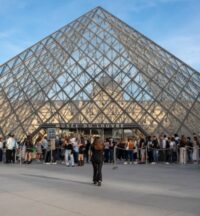 Louvre Temporarily Closes During French Protests