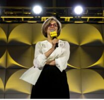 WBUR Chief To Step Down