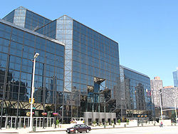 250px-Javits_Center_11av_jeh
