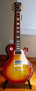 200px-Gibson_Custom_50th_Anniversary_1959_Les_Paul_Standard_(2009)_brighten
