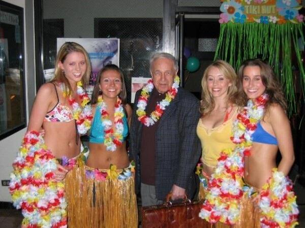 Pierre Boulez bikini girls