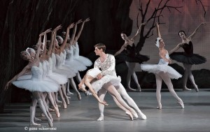 Oxana Skorik & Vladimir Schklyarov in "Swan Lake"