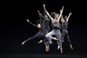 Doug Varone and Dancers in "Caruggi." photo: (c) Cylla von Tiedemann