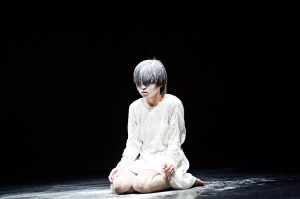 Akram Khan company in "“iTMOi.” Photo: Jean-Louis Fernandez