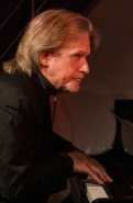 Georgia Mancio & Alan Broadbent perform at the Pheasantry - 24/11/13